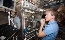Expériences à bord de l'ISS